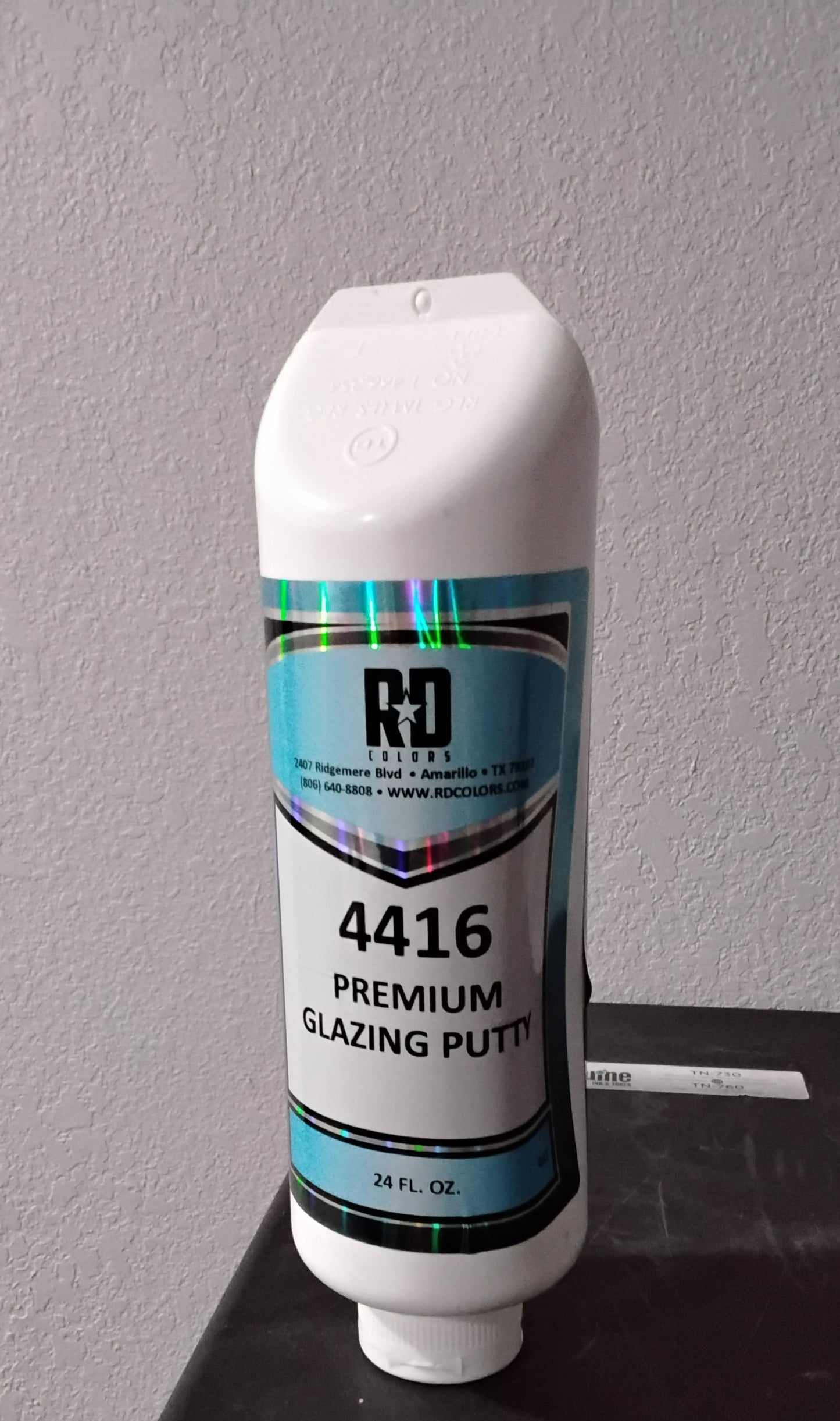 4416 Glazing Putty & Body Filler 24 Fl. Oz.